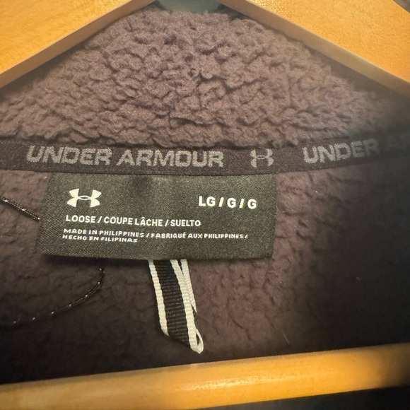 Men’s under armor light weight coat. - Picture 2 of 3